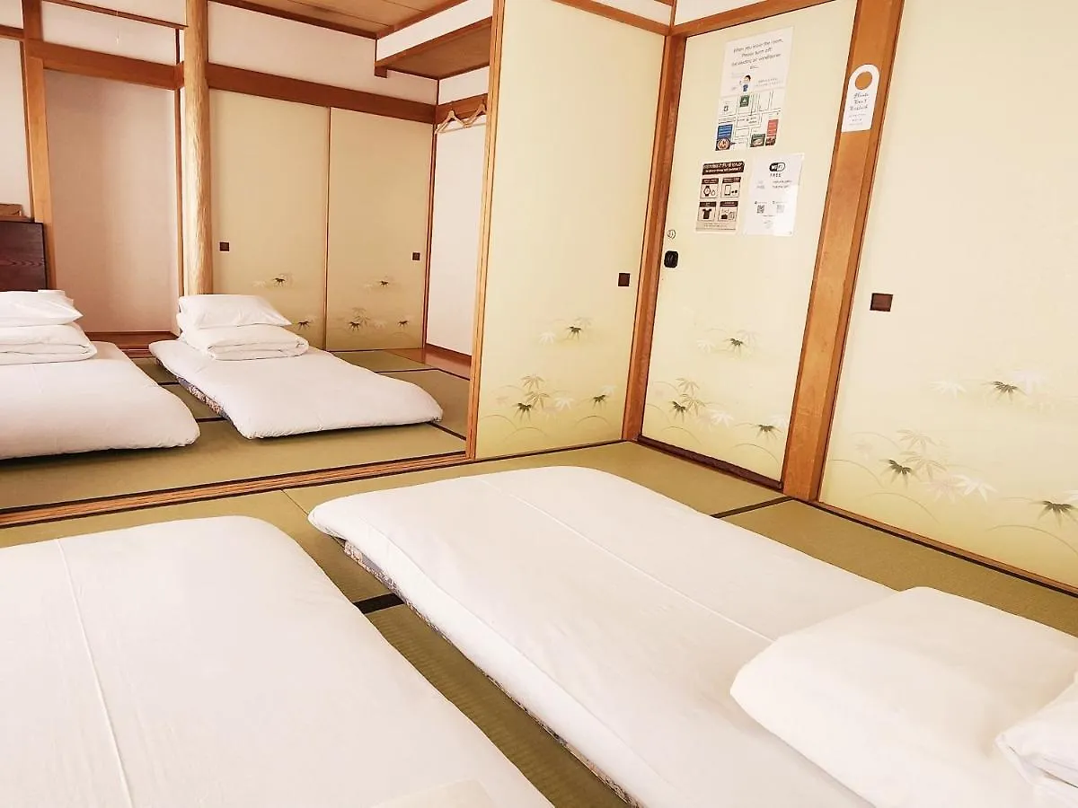 Hakone Guest House Gaku. 2*,  Japan